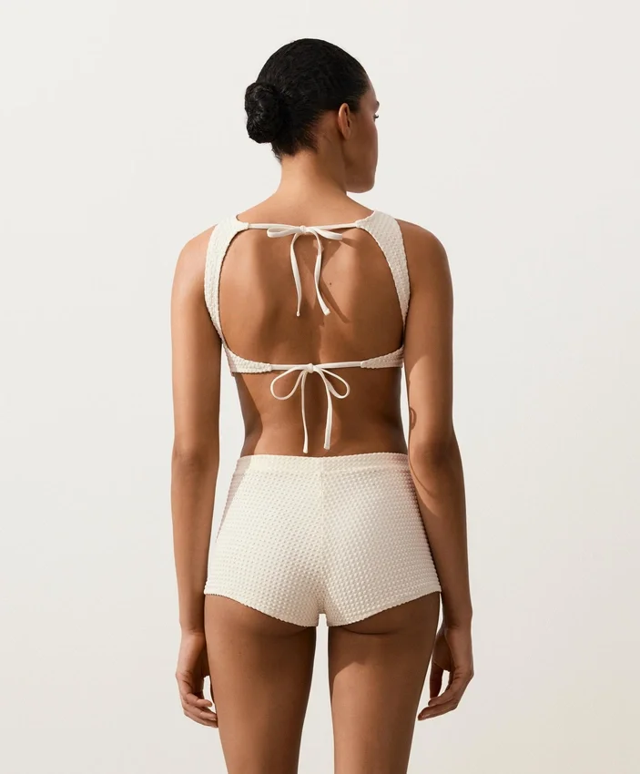Tops de biquíni em croché com textura bolha Tops de biquíni em croché com textura bolha