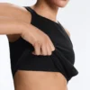 Tops de manga curta Comfortlux com decote halter e bainha com bordado Tops de manga curta Comfortlux com decote halter e bainha com bordado