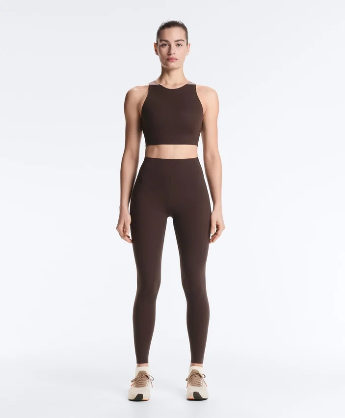 Tops sem mangas com costas cruzadas Light Touch Tops sem mangas com costas cruzadas Light Touch