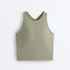 Tops sem mangas Comfortlux com decote halter Tops sem mangas Comfortlux com decote halter