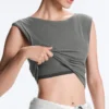 Tops sem mangas de calções em malha canelada com mistura de modal e detalhe ondulado Tops sem mangas de calções em malha canelada com mistura de modal e detalhe ondulado