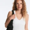 Tops sem mangas em malha canelada com mistura de modal Tops sem mangas em malha canelada com mistura de modal