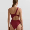 Triquínis assimétricos em jacquard com mini xadrez Triquínis assimétricos em jacquard com mini xadrez